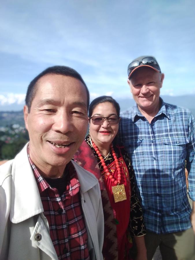 Lotus Homestay ダージリン エクステリア 写真