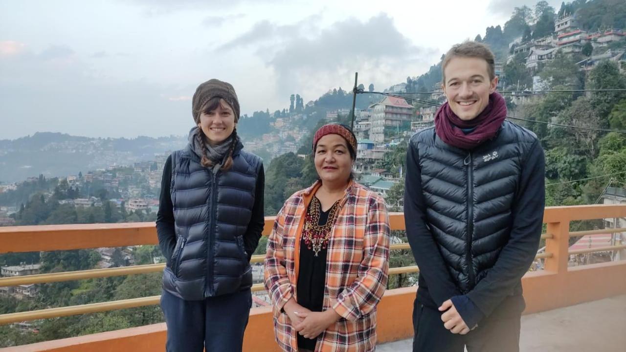 Lotus Homestay ダージリン エクステリア 写真